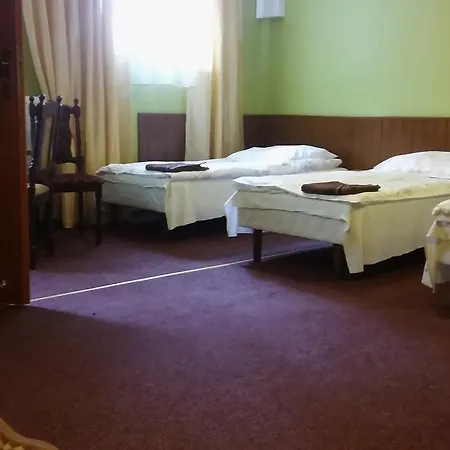 Отель Kakadu 2*