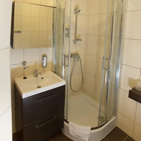 Hotel Kakadu 2*